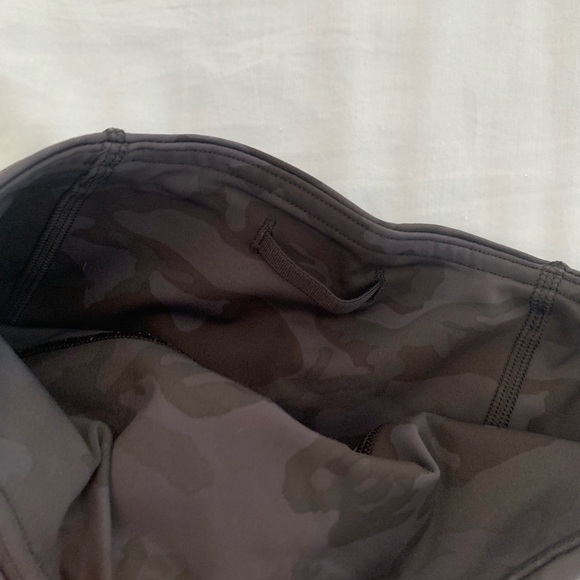 Lululemon Fast and Free 25” - Size 2 - Picture 3 of 7